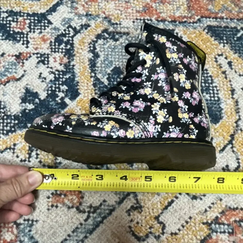 Dr. Martens Brooklee Kids Floral Leather Boots — US 9 Girls / UK 8 / EU 26